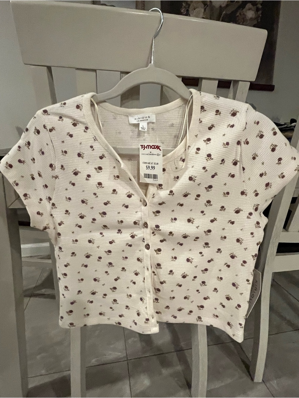 Assortment of Women’s/Juniors Tops